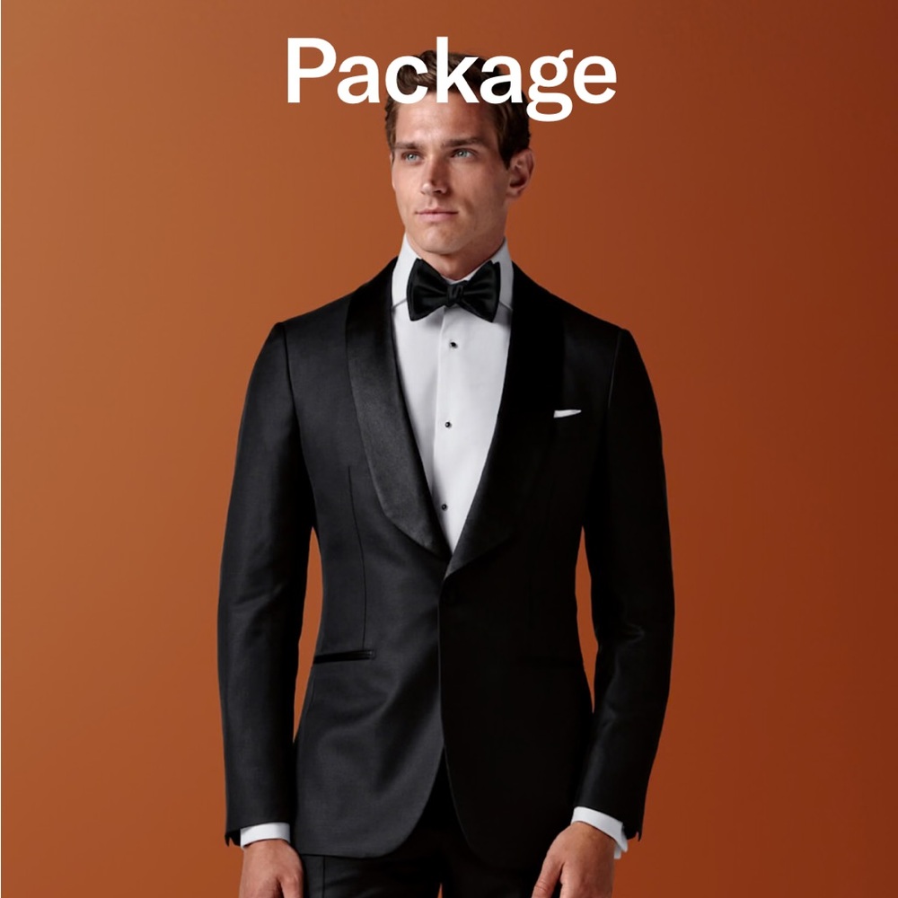 Suitsupply Elegant Black Tuxedo